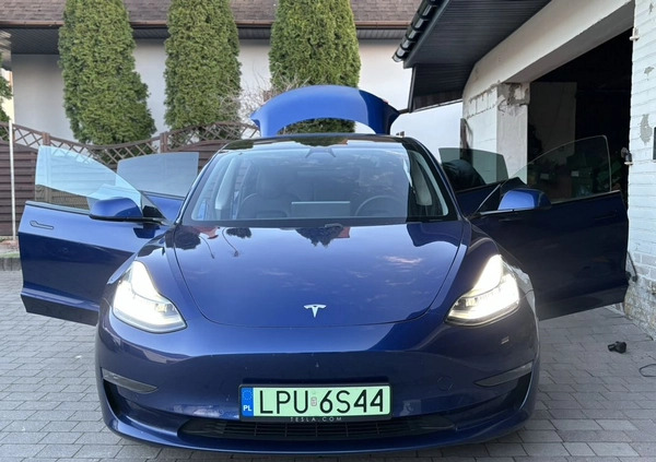 Tesla Model 3 cena 124900 przebieg: 139000, rok produkcji 2019 z Nowy Sącz małe 232